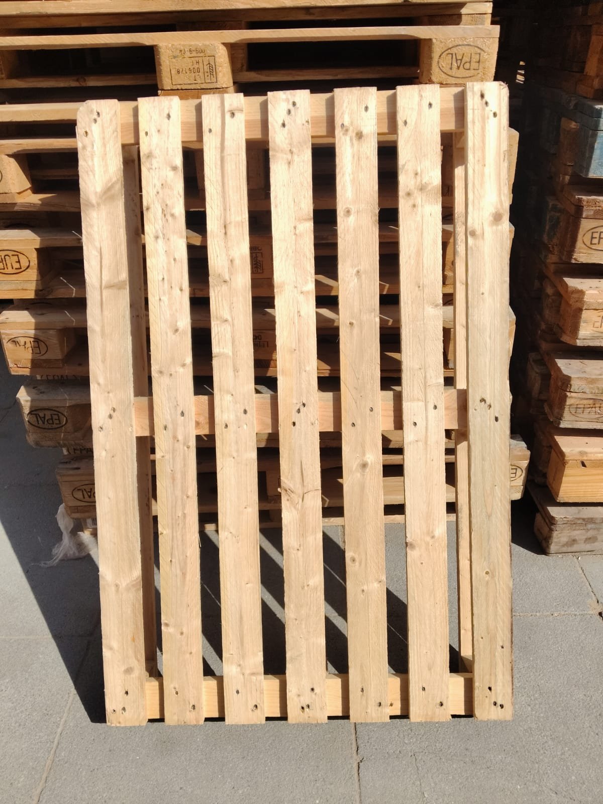 95x95 Wooden Pallet